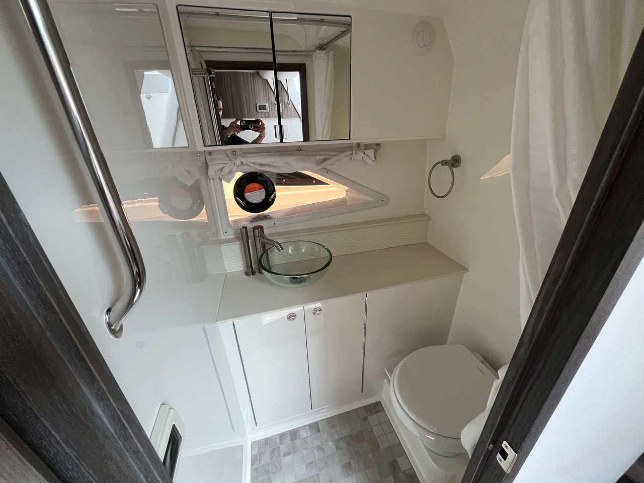2026 Sea Ray Sundancer 320 Outboard 32.0 feet, Westbrook, Connecticut #26