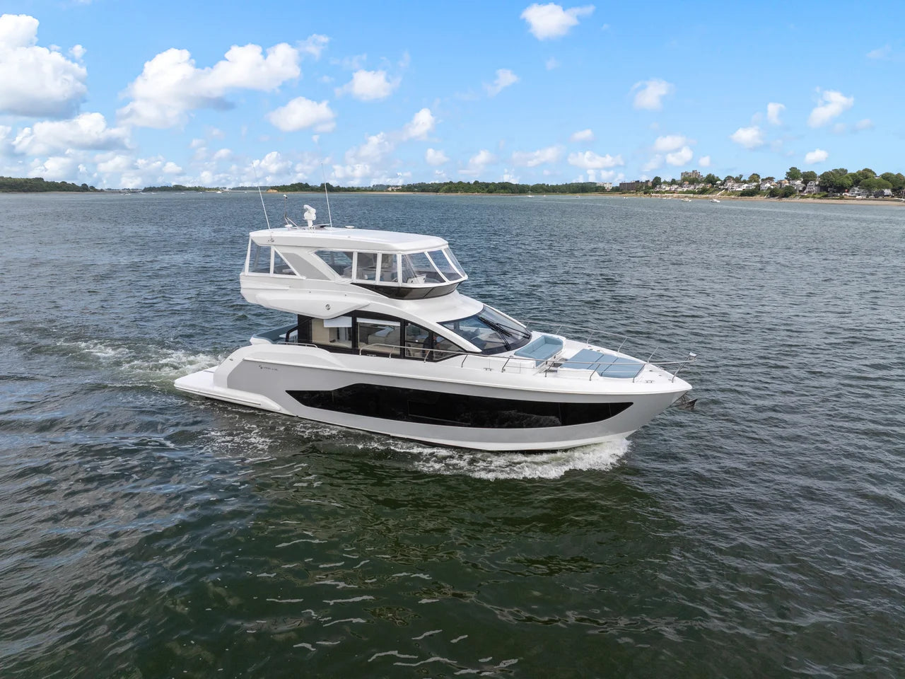 2026 Cruisers Yachts 57 FLY 57.0 feet, Quincy, MA #2