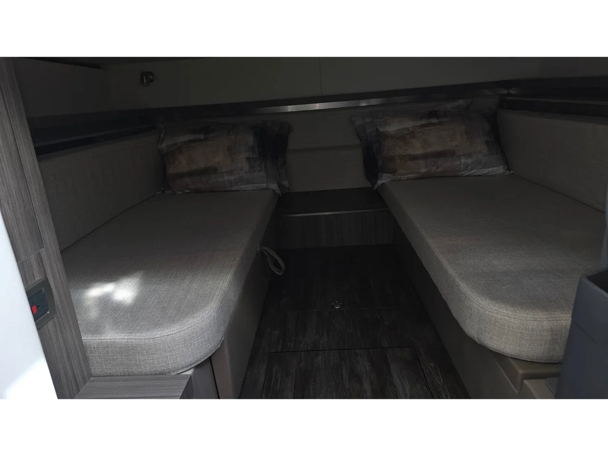 2026 Sea Ray 320 SUNDANCER COUPE OB 32.0 feet, Brick Township, New Jersey #12