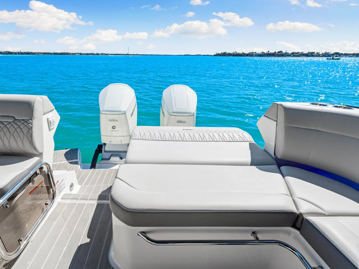 2026 Sea Ray Sundancer 370 Outboard 37.0 feet, Sarasota, FL #61