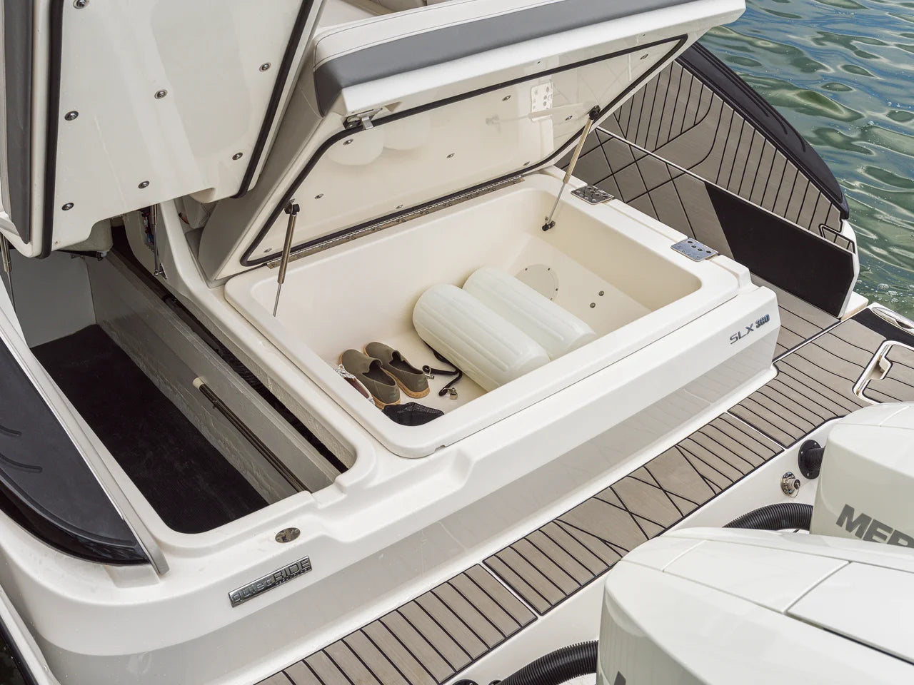 2026 Sea Ray SLX 360 Outboard  36.0 feet, Inuvik, Northwest Territories #84