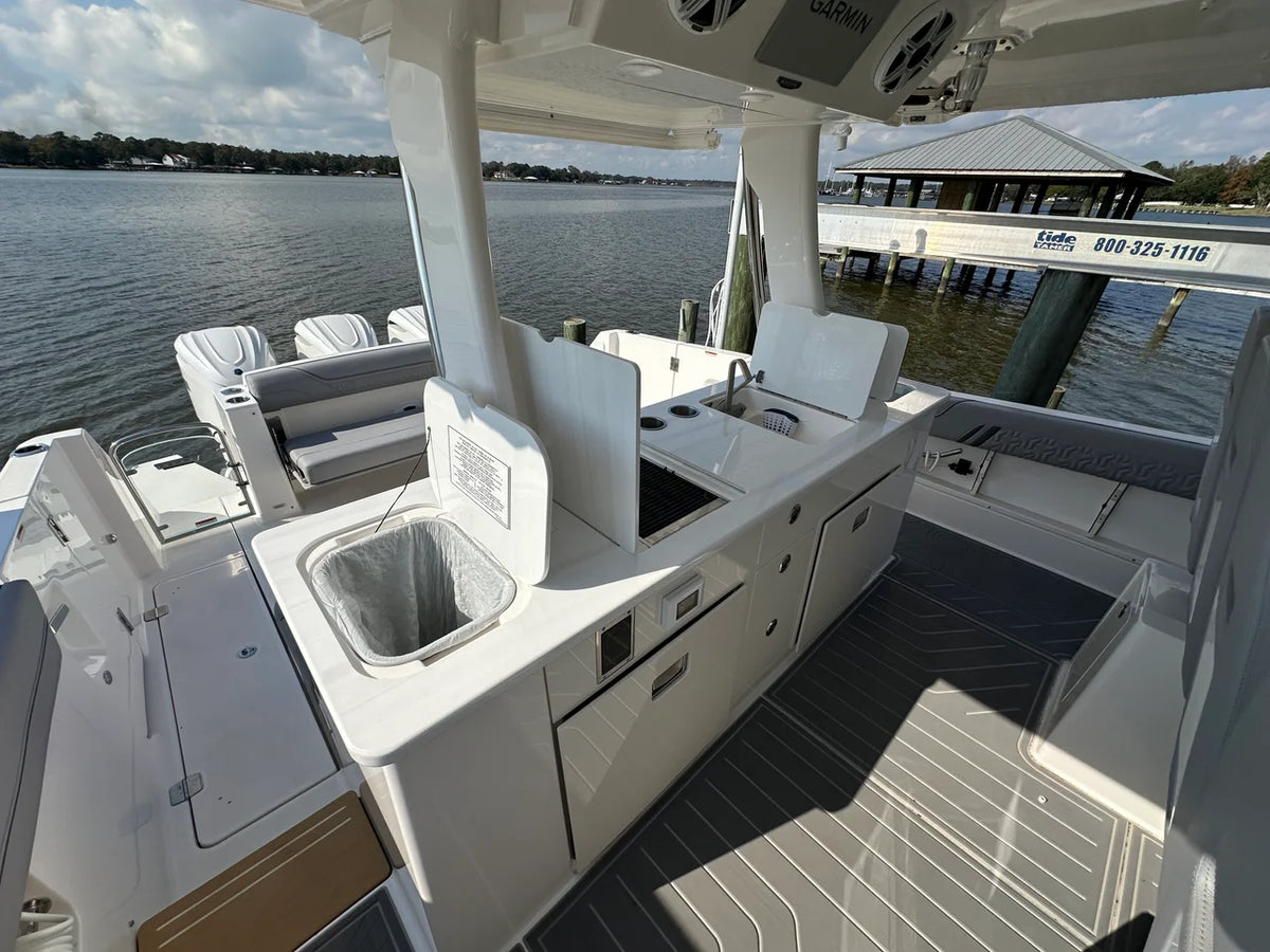 2026 Regal 38 SAV 38.0 feet, Pensacola, Florida #22
