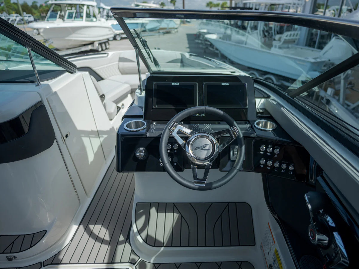 2027 Sea Ray SLX 260 Outboard 26.0 feet, Panama City, FL #13