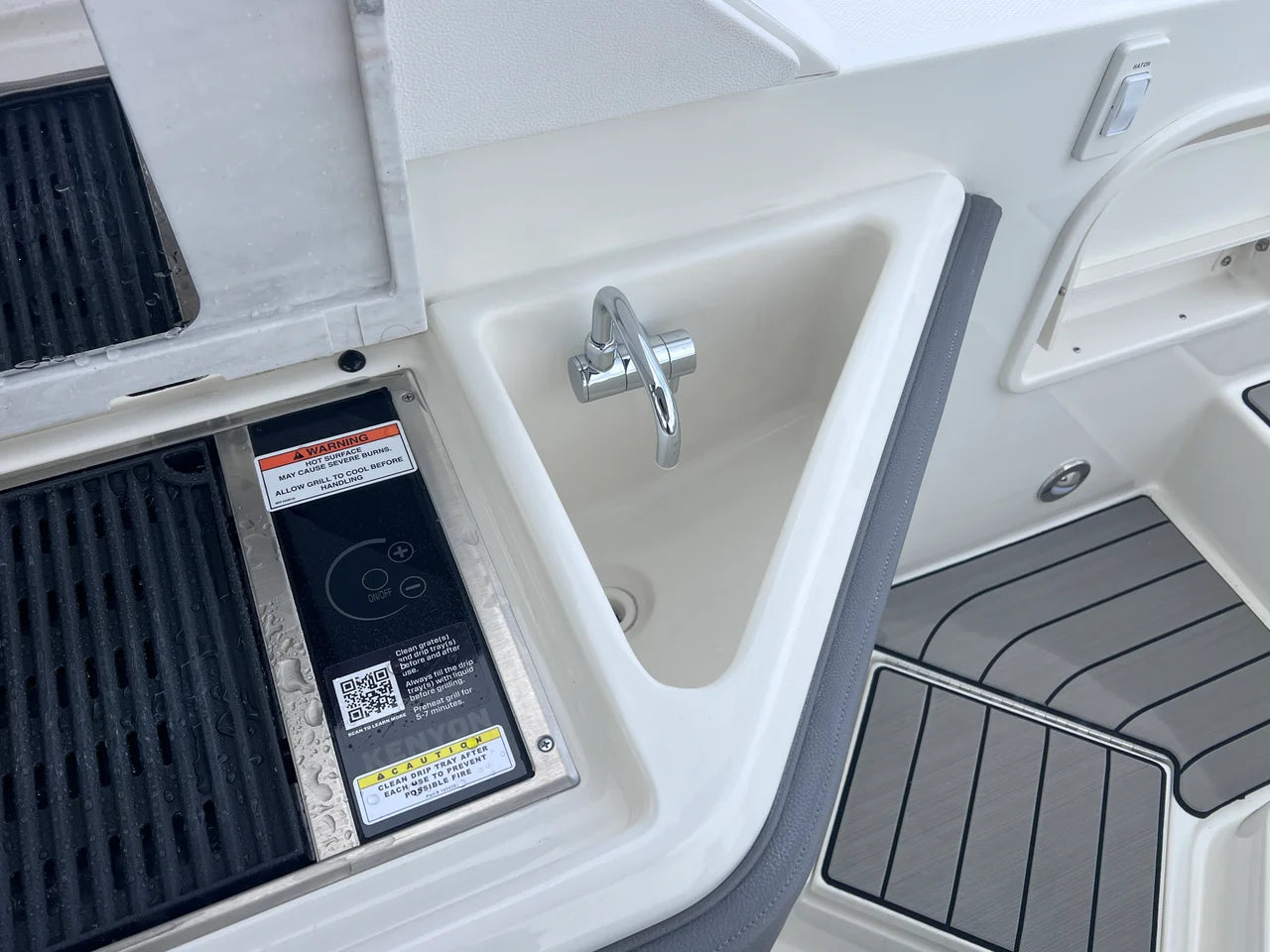 2026 Sea Ray SLX 310 Outboard 31.0 feet, Wrightsville Beach, North Carolina #22