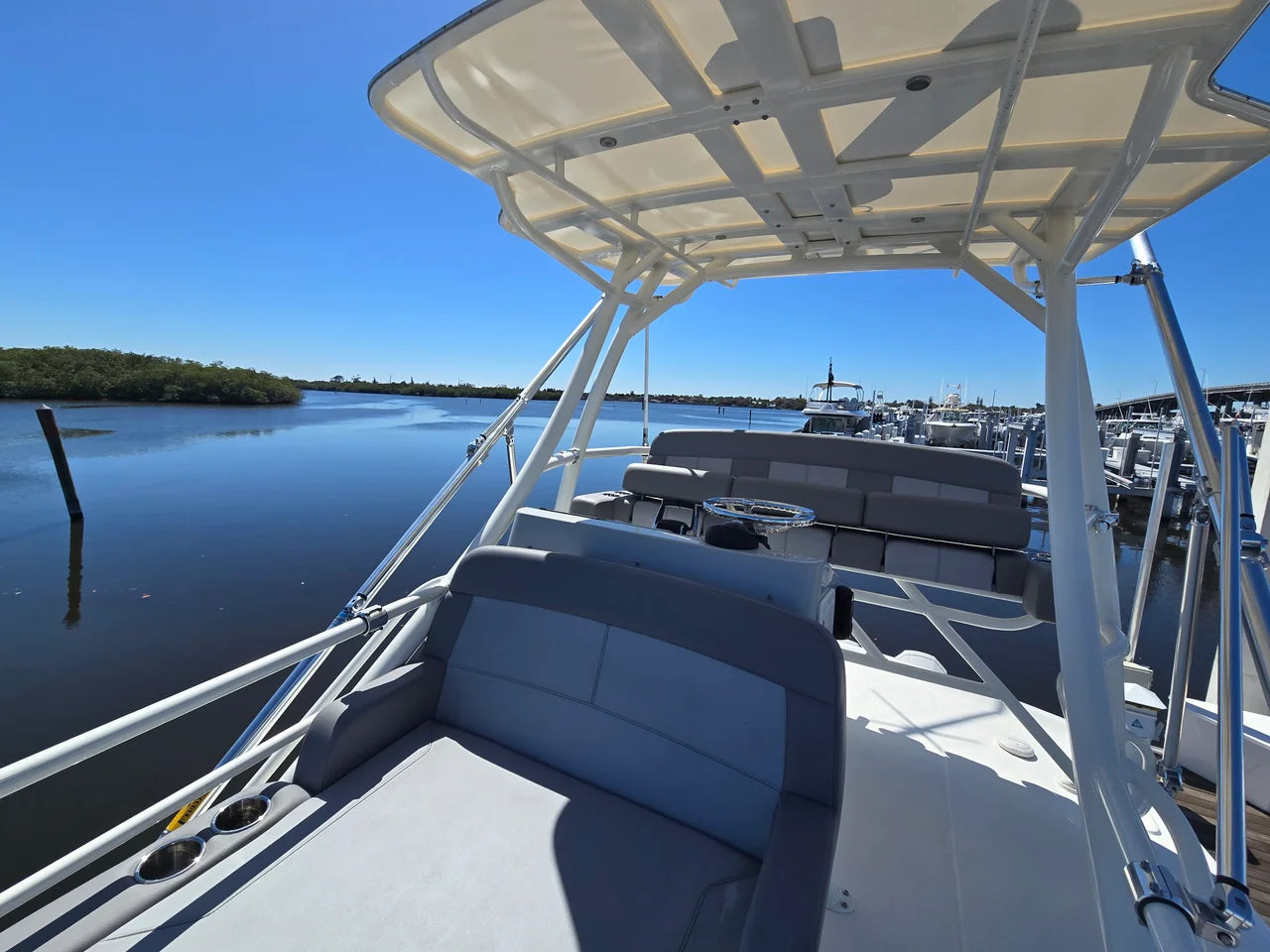 2023 Boston Whaler 420 OUTRAGE 42.0 feet, Stuart, Florida #26