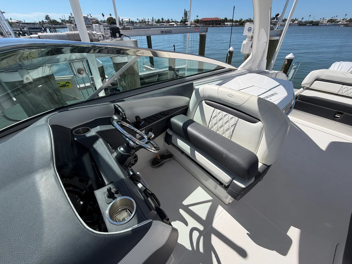 2023 Regal 33 OBX 33.0 feet, Maderia Beach, FL #26