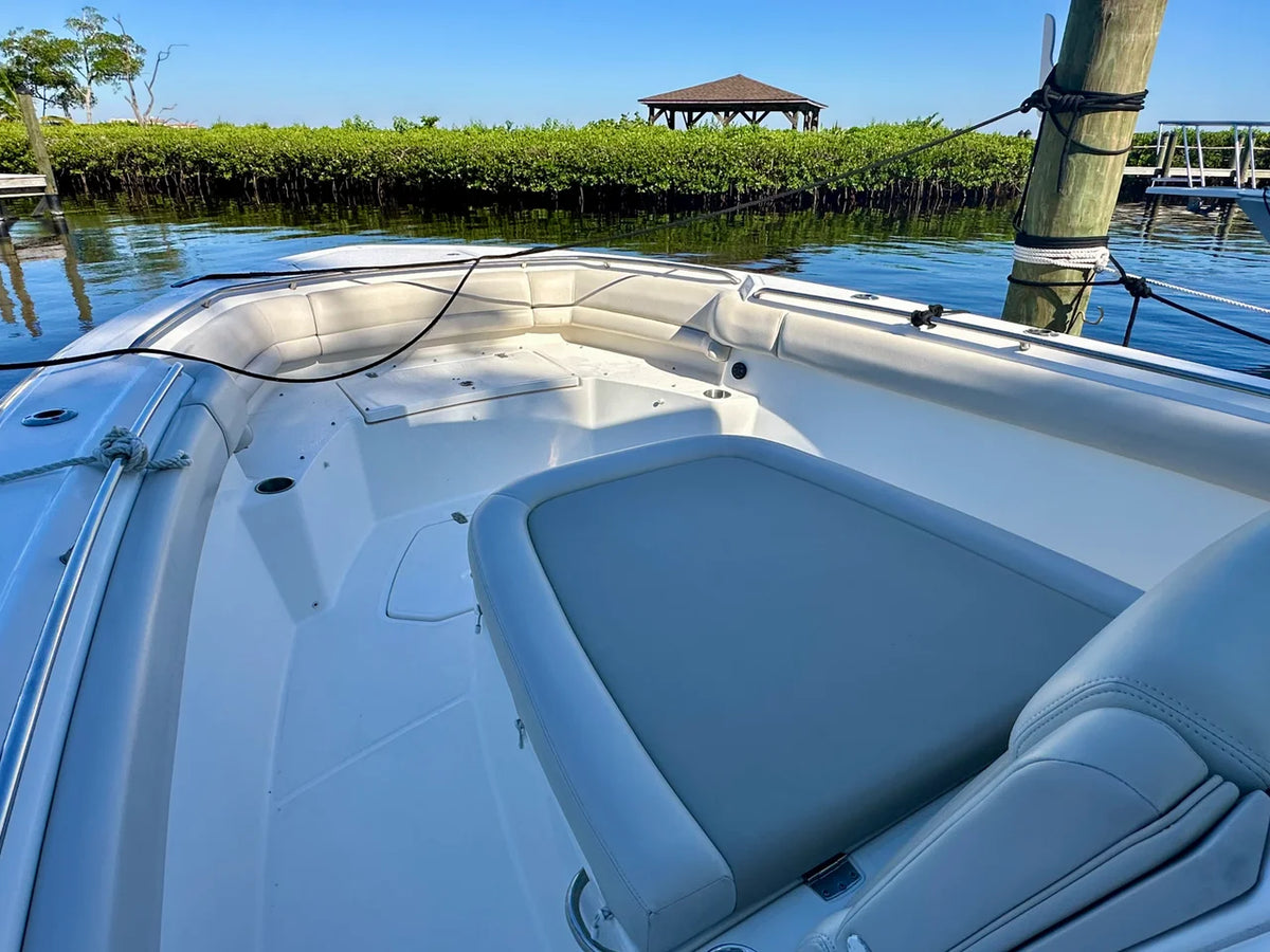 2021 Boston Whaler 330 OUTRAGE 33.0 feet, Fort Myers, FL #32