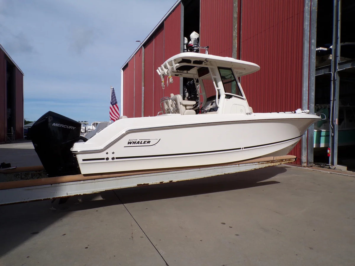 2019 Boston Whaler 250 OUTRAGE 25.0 feet, Naples, FL #4