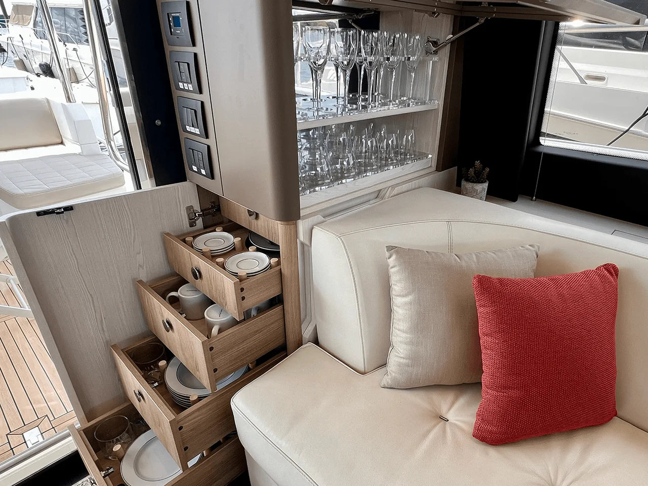 2019 Azimut 50 FLYBRIDGE 50.0 feet, Huntington, NY #36