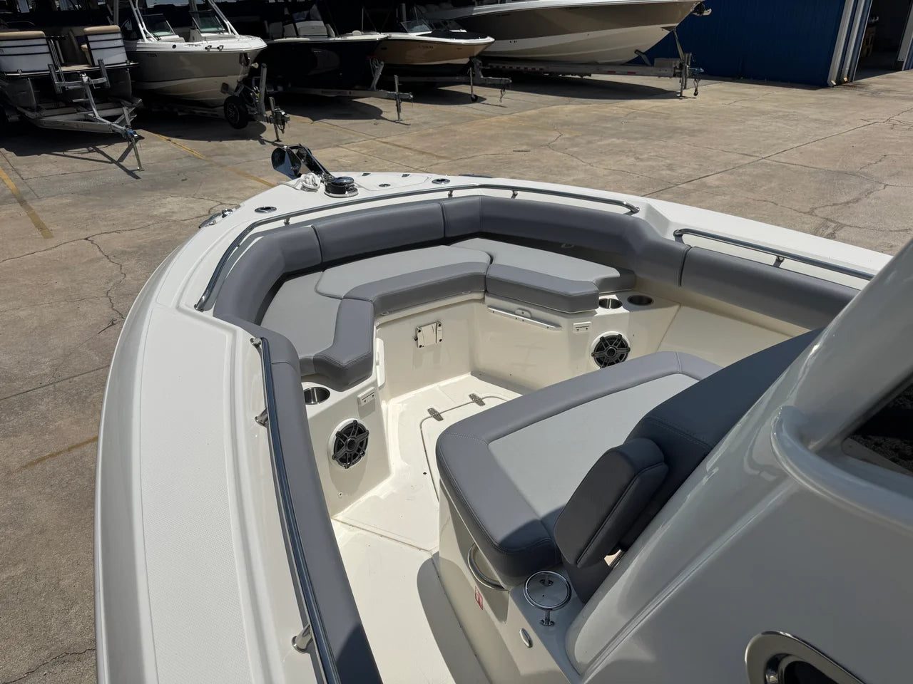2026 Boston Whaler 250 Outrage 25.0 feet, Cocoa, Florida #12
