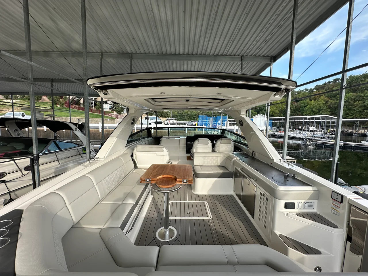 2022 Sea Ray 400 SLX 39.0 feet, Lake Ozark, Missouri #2
