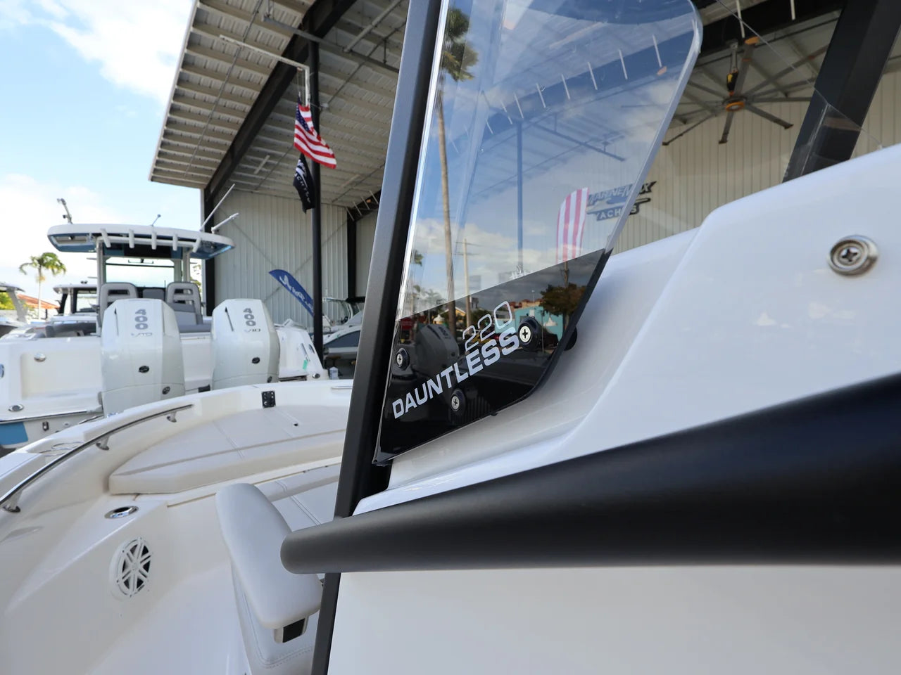 2026 Boston Whaler 220 Dauntless 22.0 feet, Naples, Florida #17