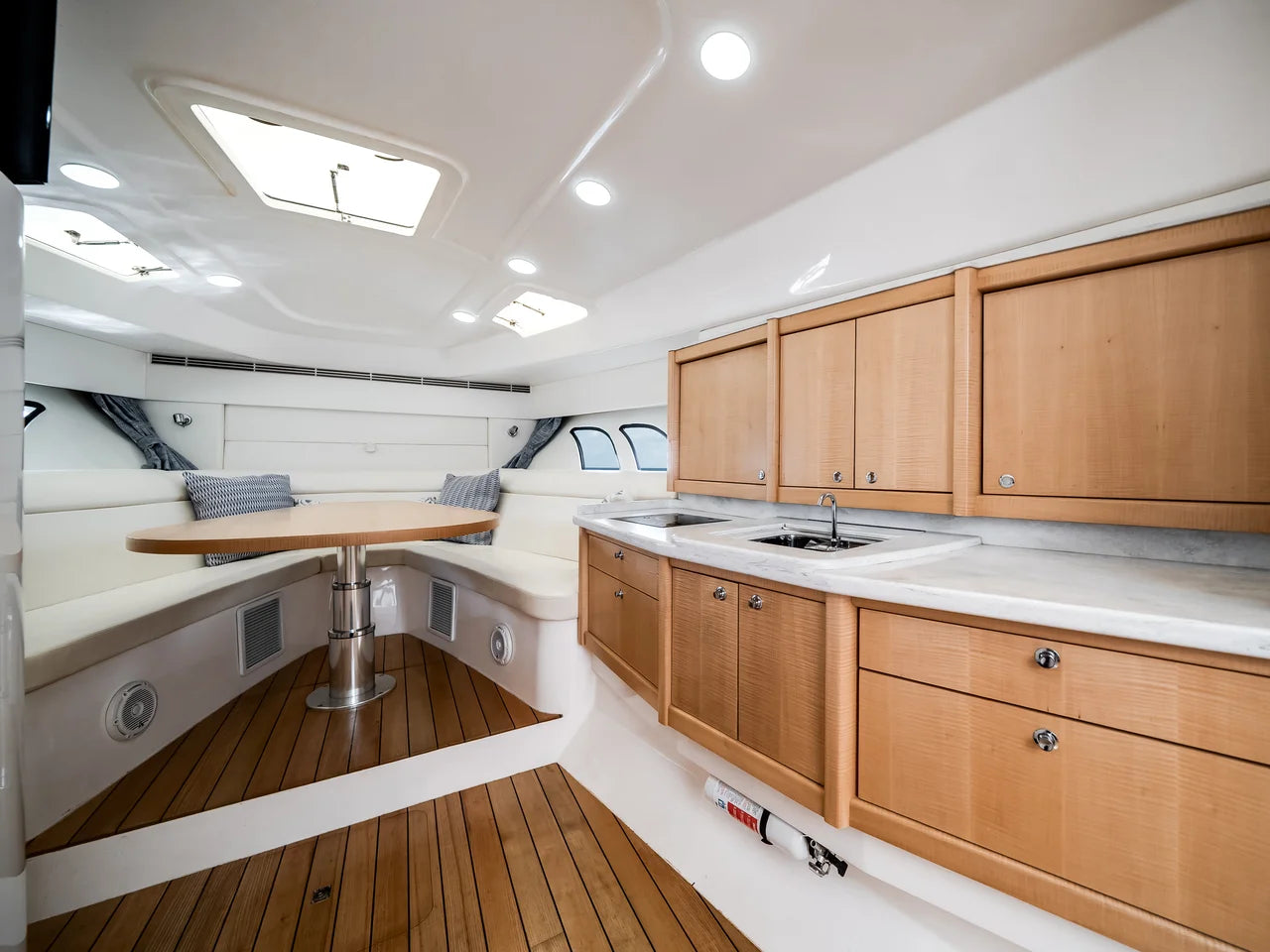 2018 Intrepid 475 SPORT YACHT 47.0 feet, Miami, FL #36