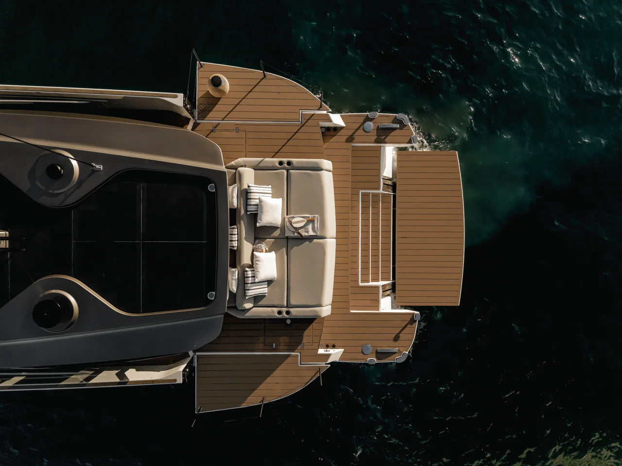 2027 Azimut Sundeck 6 57.0 feet, Huntington, NY #24