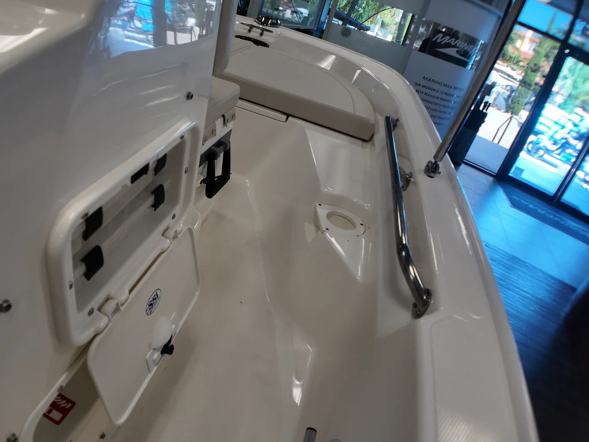 2027 Boston Whaler 150 Montauk 15.0 feet, Pompano Beach, Florida #15