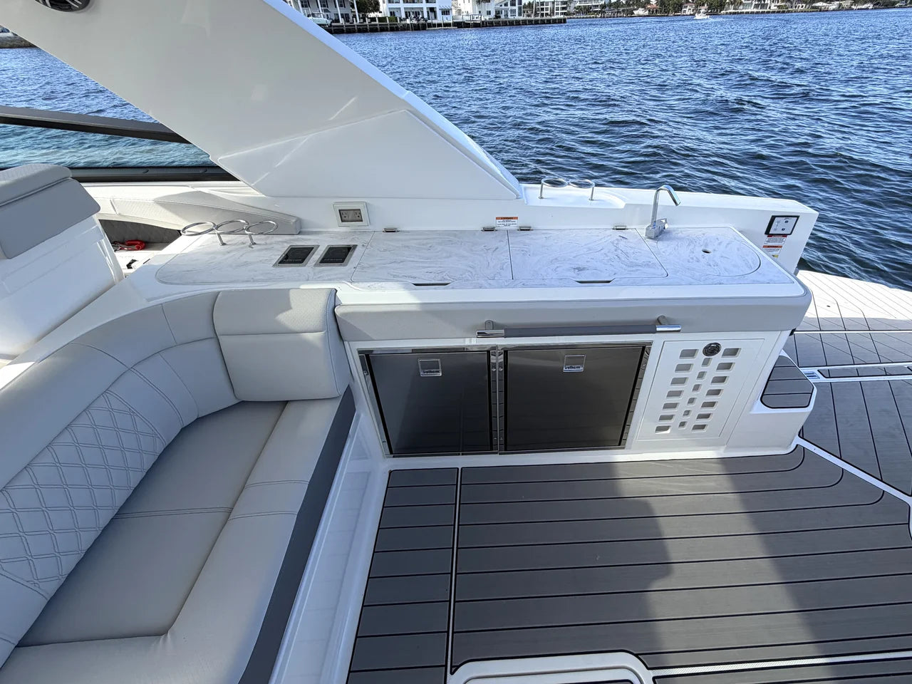 2026 Sea Ray SLX 400 Outboard 40.0 feet, Pompano Beach, Florida #19