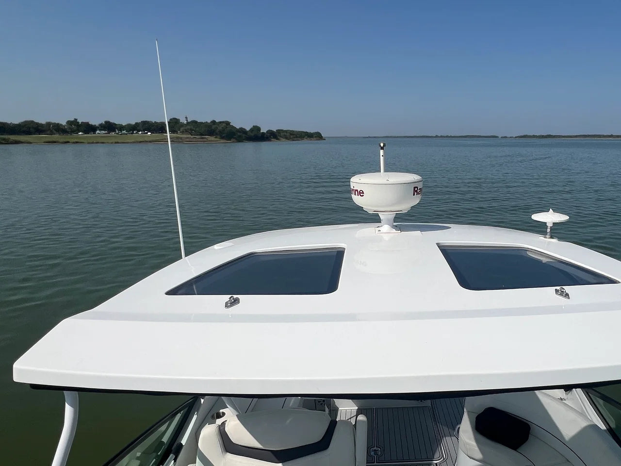 2018 Cruisers Yachts 35 EXPRESS 35.0 feet, Lewisville, TX #47