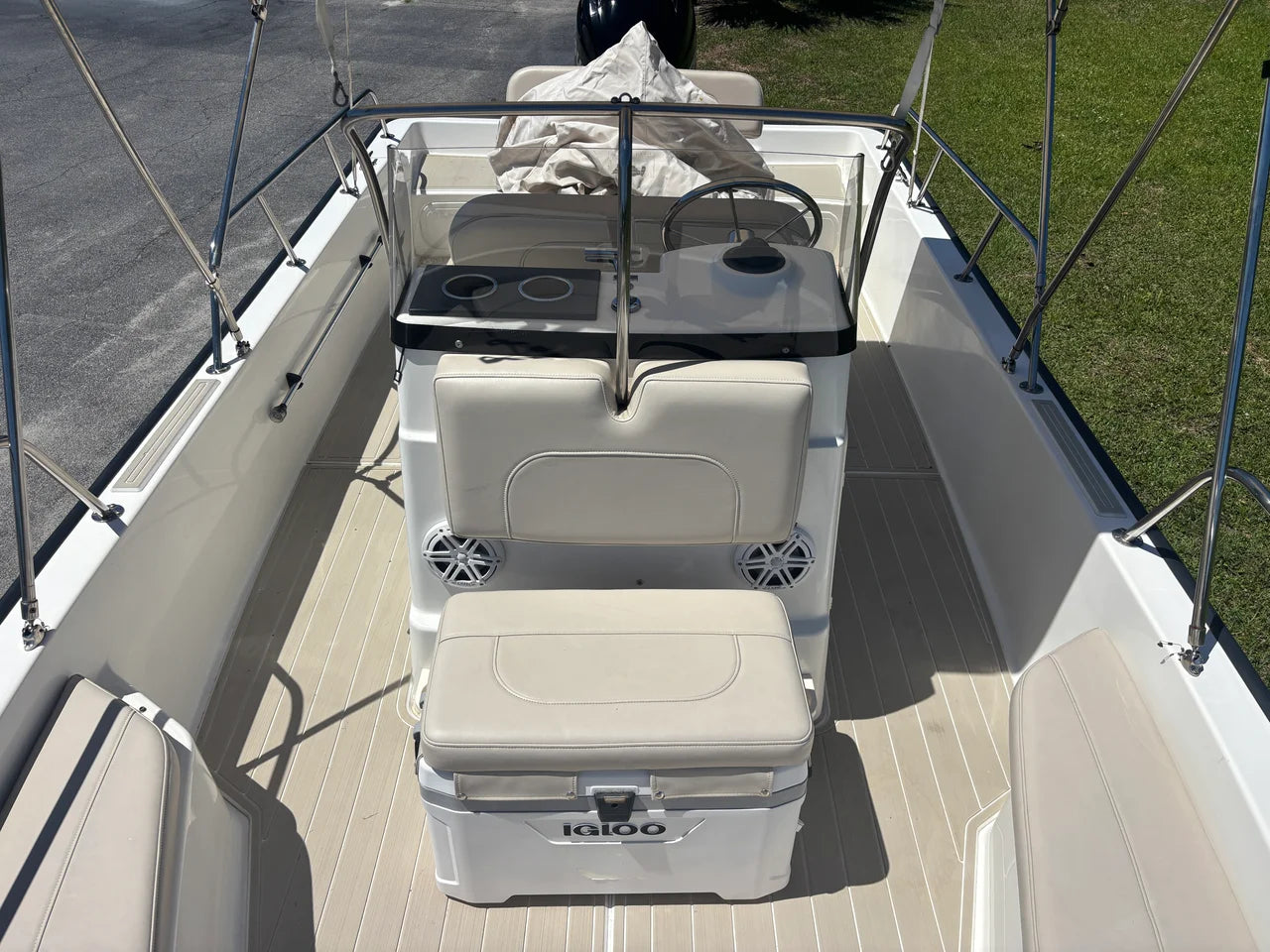2008 Boston Whaler 190 MONTAUK 19.0 feet, Thunderbolt, GA #21