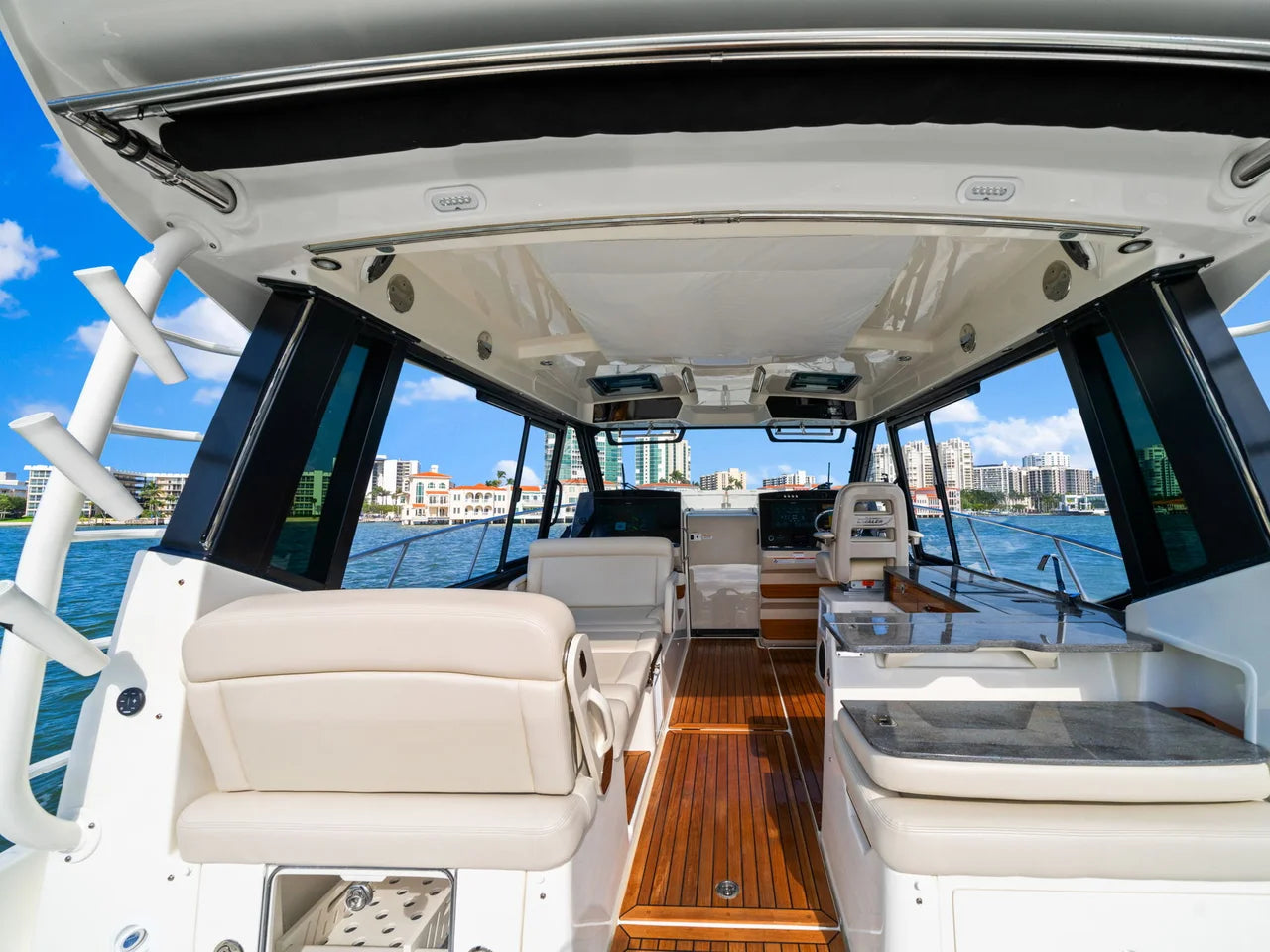 2022 Boston Whaler 405 40.0 feet, Naples, Florida #43