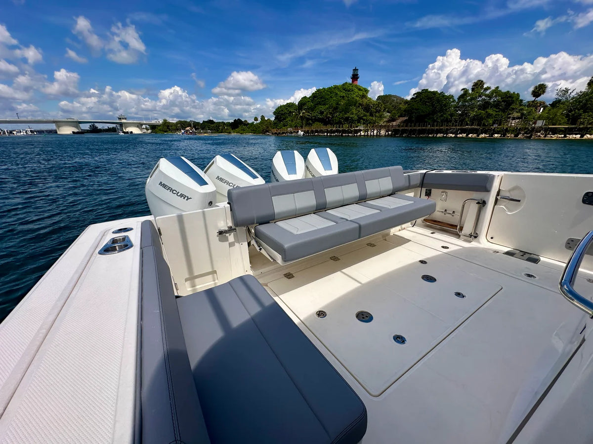 2026 Boston Whaler 420 Outrage 42.0 feet, Jupiter, Florida #4
