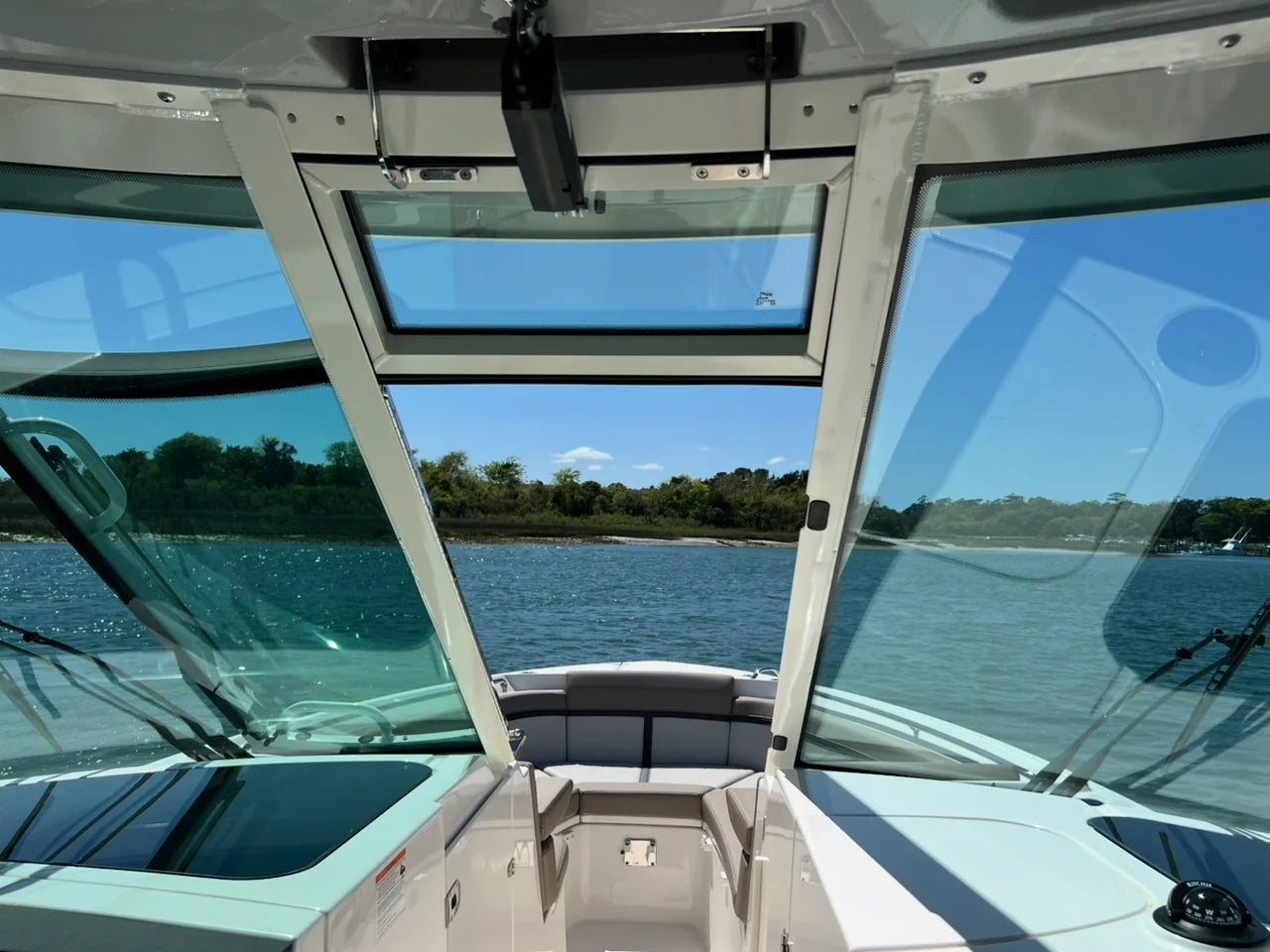 2026 Boston Whaler 330 Vantage 33.0 feet, Wrightsville Beach, North Carolina #24