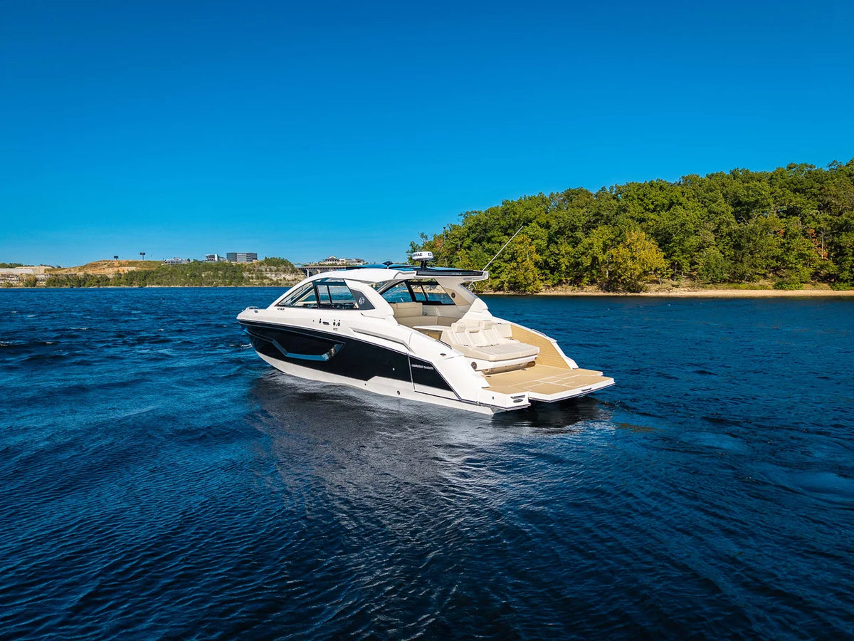 2027 Cruisers Yachts 42 GLS 42.0 feet, Lake Ozark, MO #6