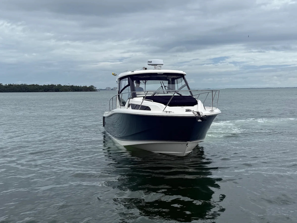 2024 Boston Whaler 325 CONQUEST 32.0 feet, Sarasota, FL #4