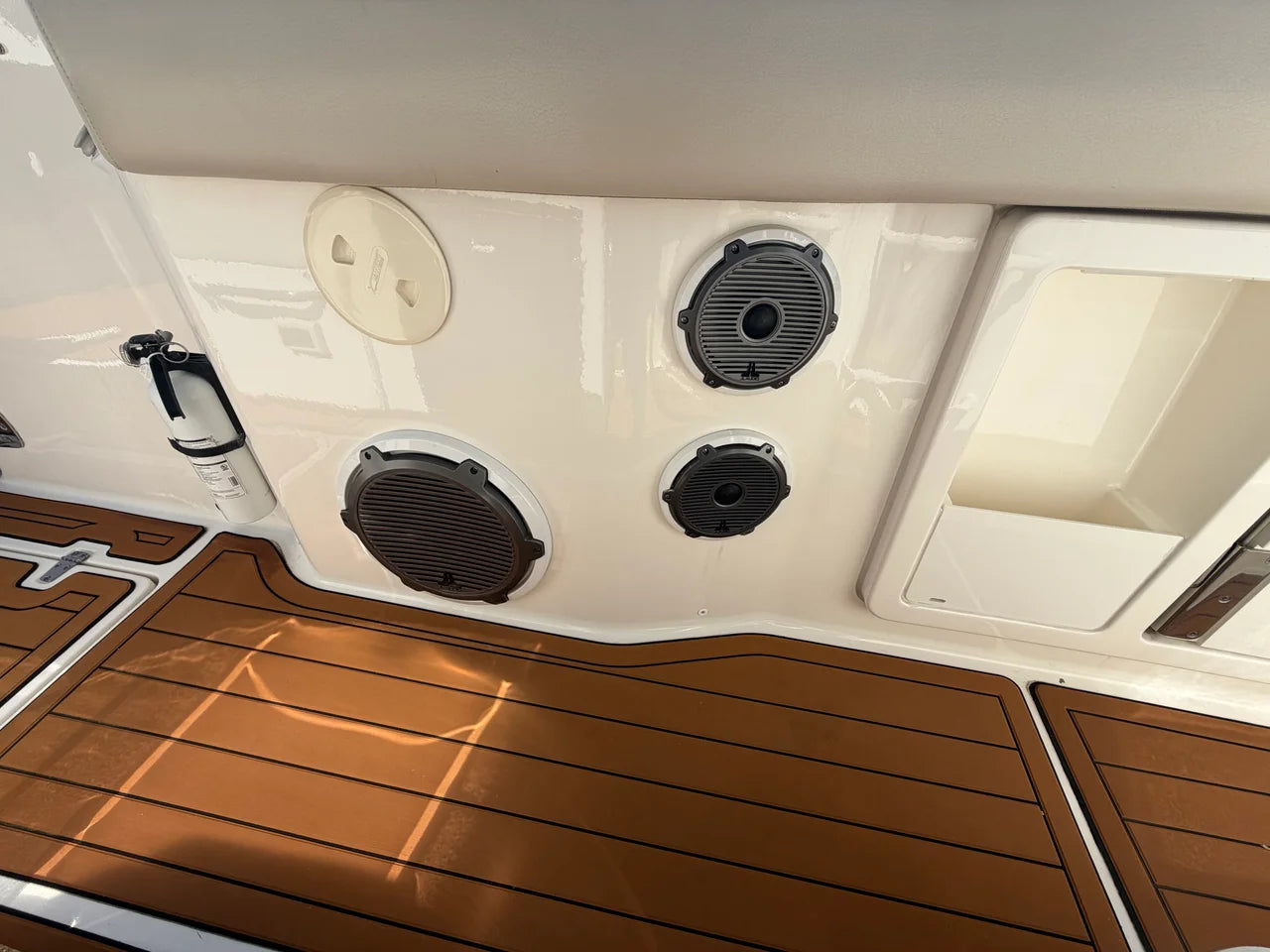 2021 Boston Whaler 380 OUTRAGE 38.0 feet, Huntington, NY #29