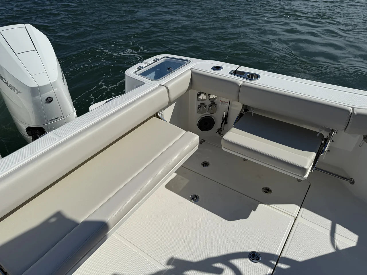 2026 Boston Whaler 325 Conquest 32.0 feet, Wrightsville Beach, North Carolina #8