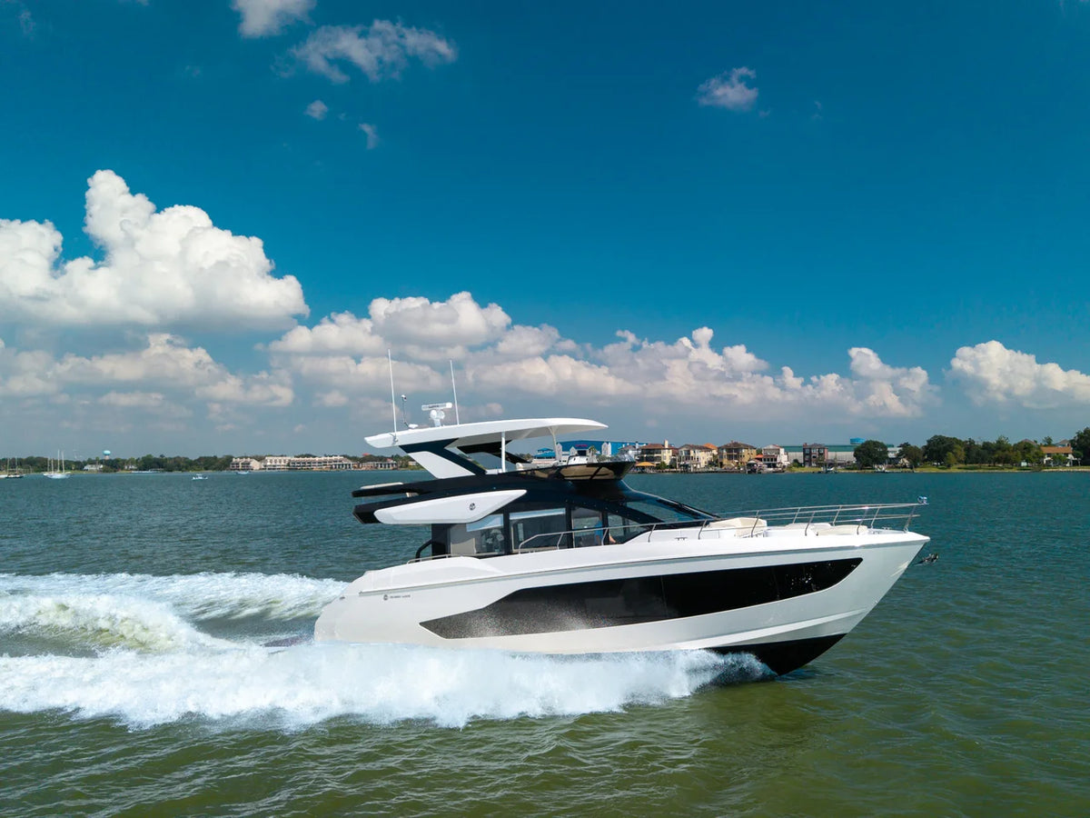 2027 Cruisers Yachts 57 FLY 57.0 feet, Seabrook, TX #51