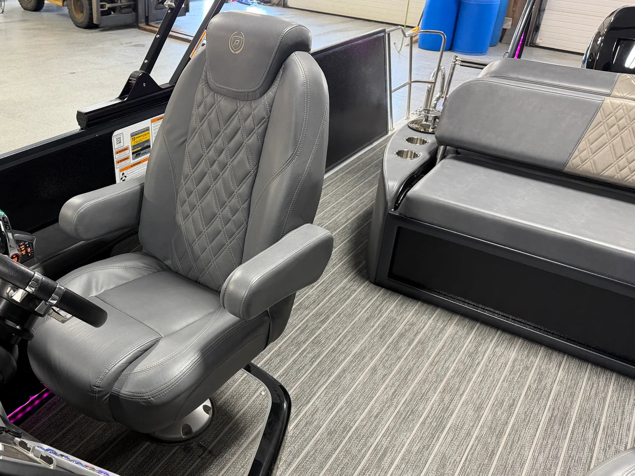 2022 Premier 270INTRIGUE 27.0 feet, Nisswa, Minnesota #55