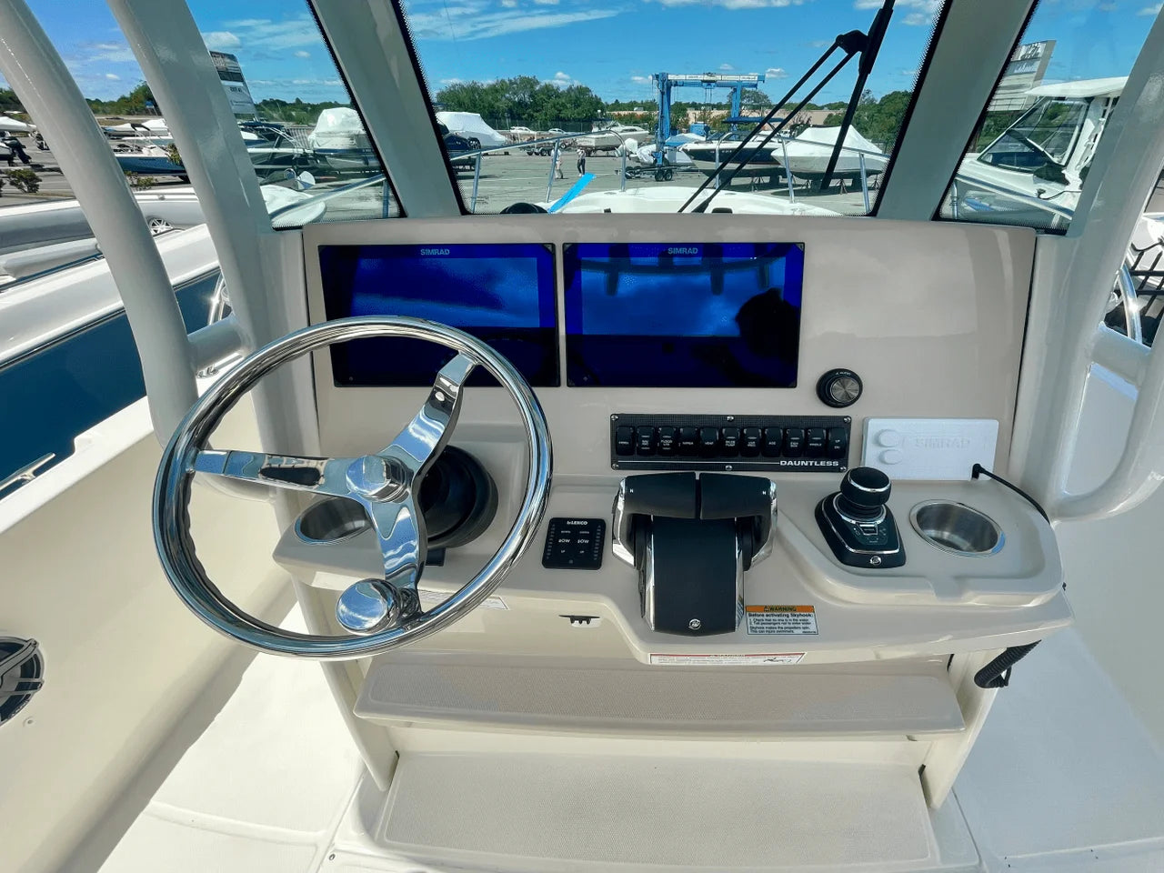 2025 Boston Whaler 280 Dauntless 28.0 feet, Quincy, MA #10