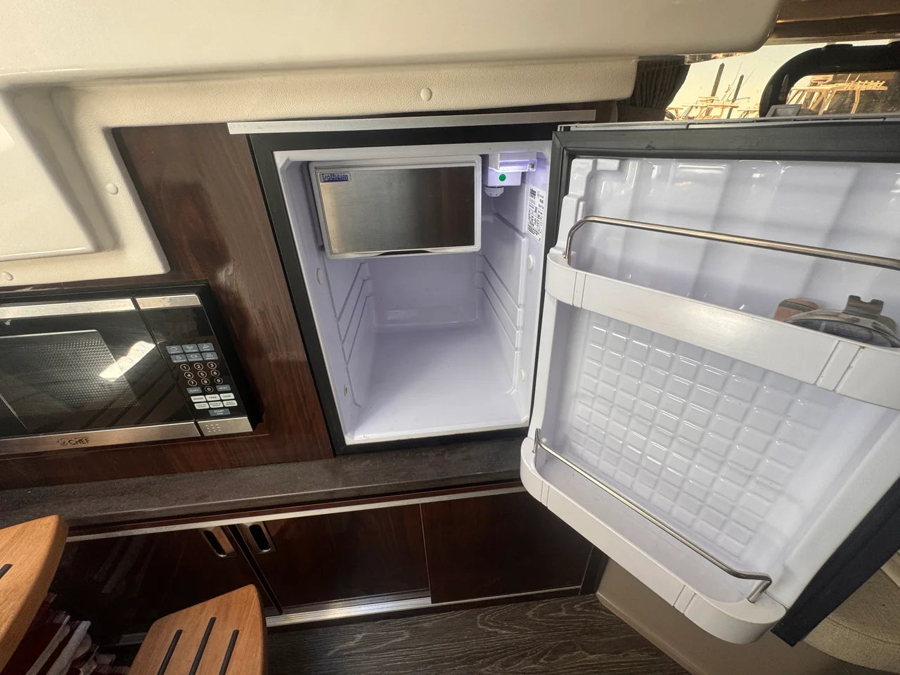 2019 Sea Ray 320 SUNDANCER 32.0 feet, Norwalk, Connecticut #23
