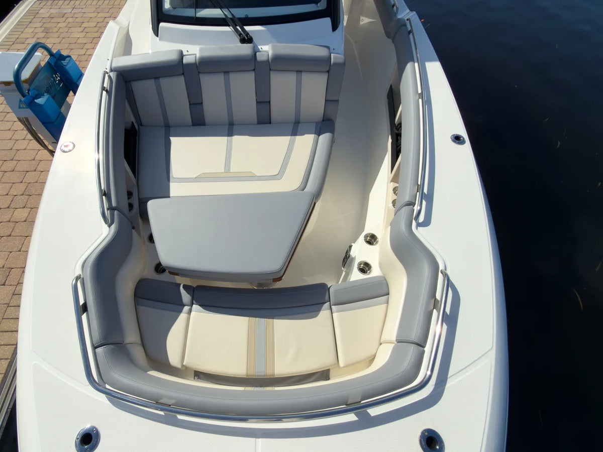 2025 Boston Whaler 350 REALM 35.0 feet, Fort Myers, FL #36