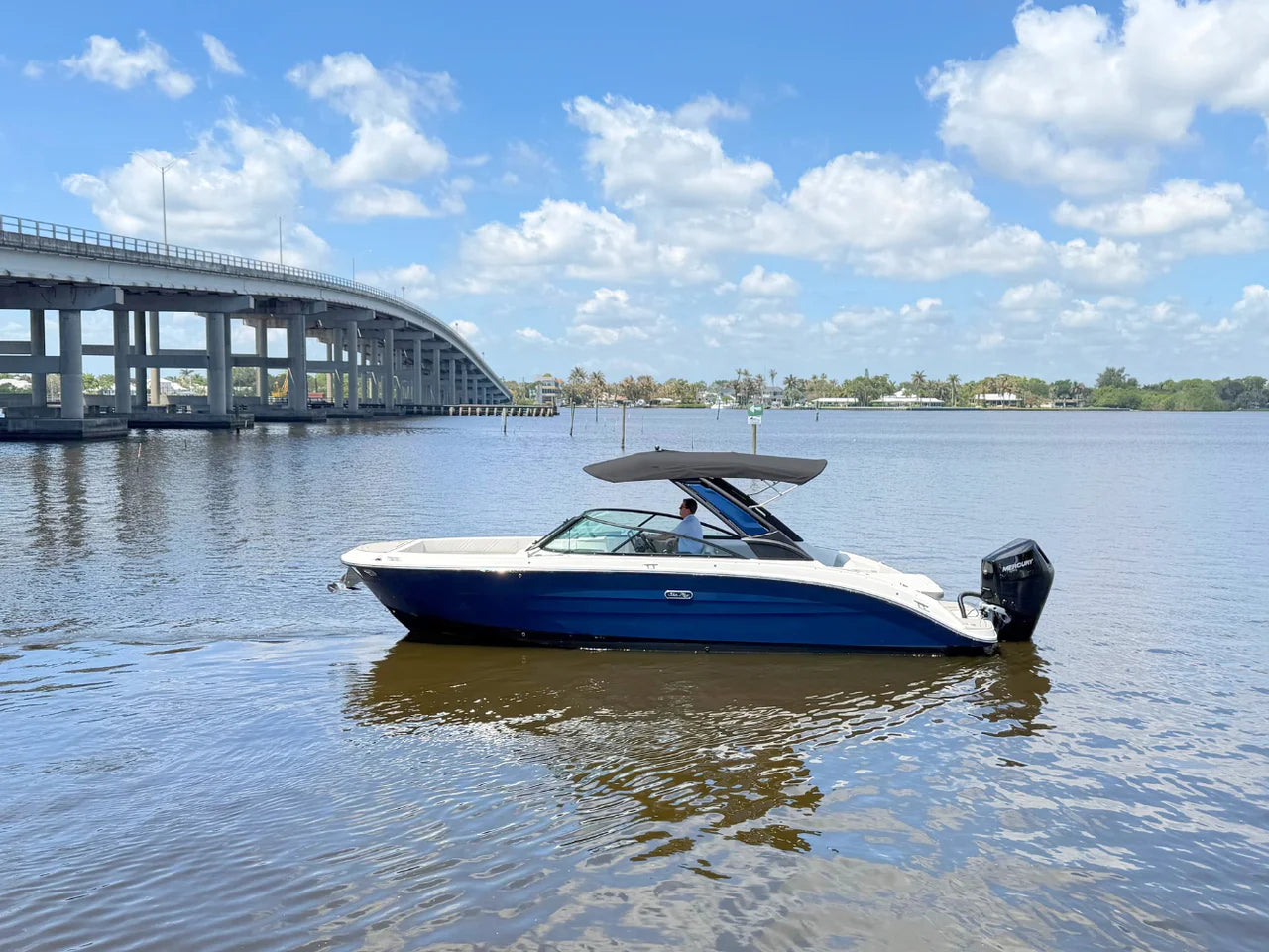 2025 Sea Ray 270 SDX OB 27.0 feet, Stuart, Florida #2