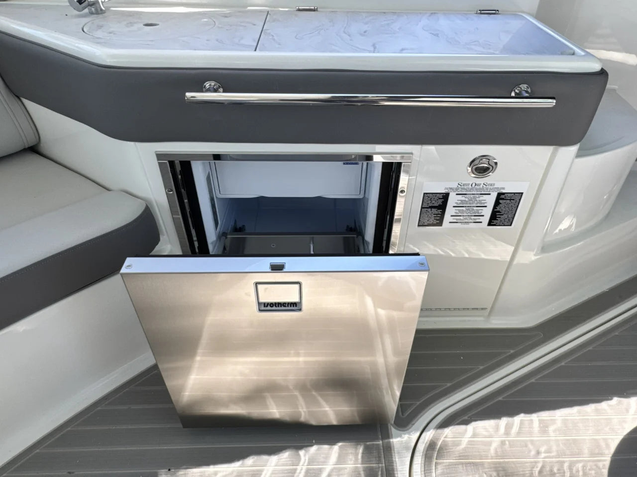 2026 Sea Ray Sundancer 320 Outboard 32.0 feet, Huntington, NY #22