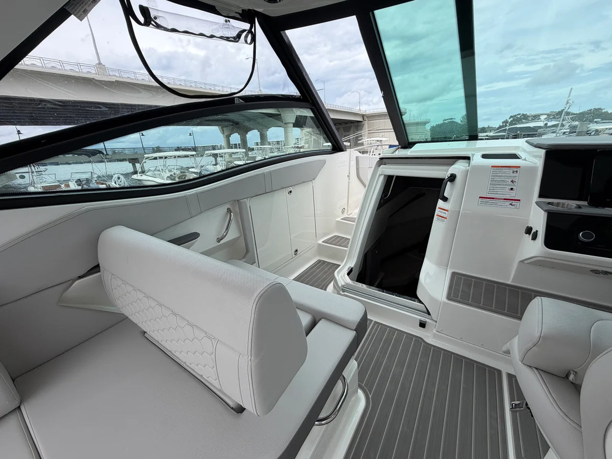 2027 Sea Ray Sundancer 320 Outboard 32.0 feet, Jupiter, Florida #22