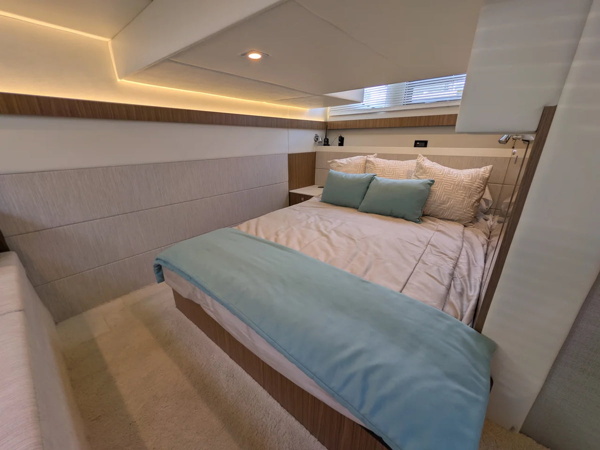 2025 Cruisers Yachts 42 CANTIUS 43.0 feet, Grasonville, MD #38