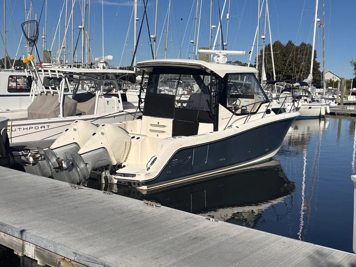 2023 Boston Whaler 325 CONQUEST 32.0 feet, Westbrook, Connecticut #3