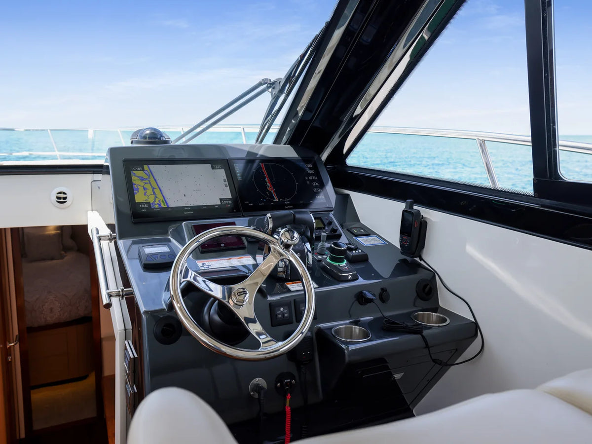 2021 Ocean Alexander 45 DIVERGENCE COUPE 45.0 feet, Lighthouse Point, FL #21