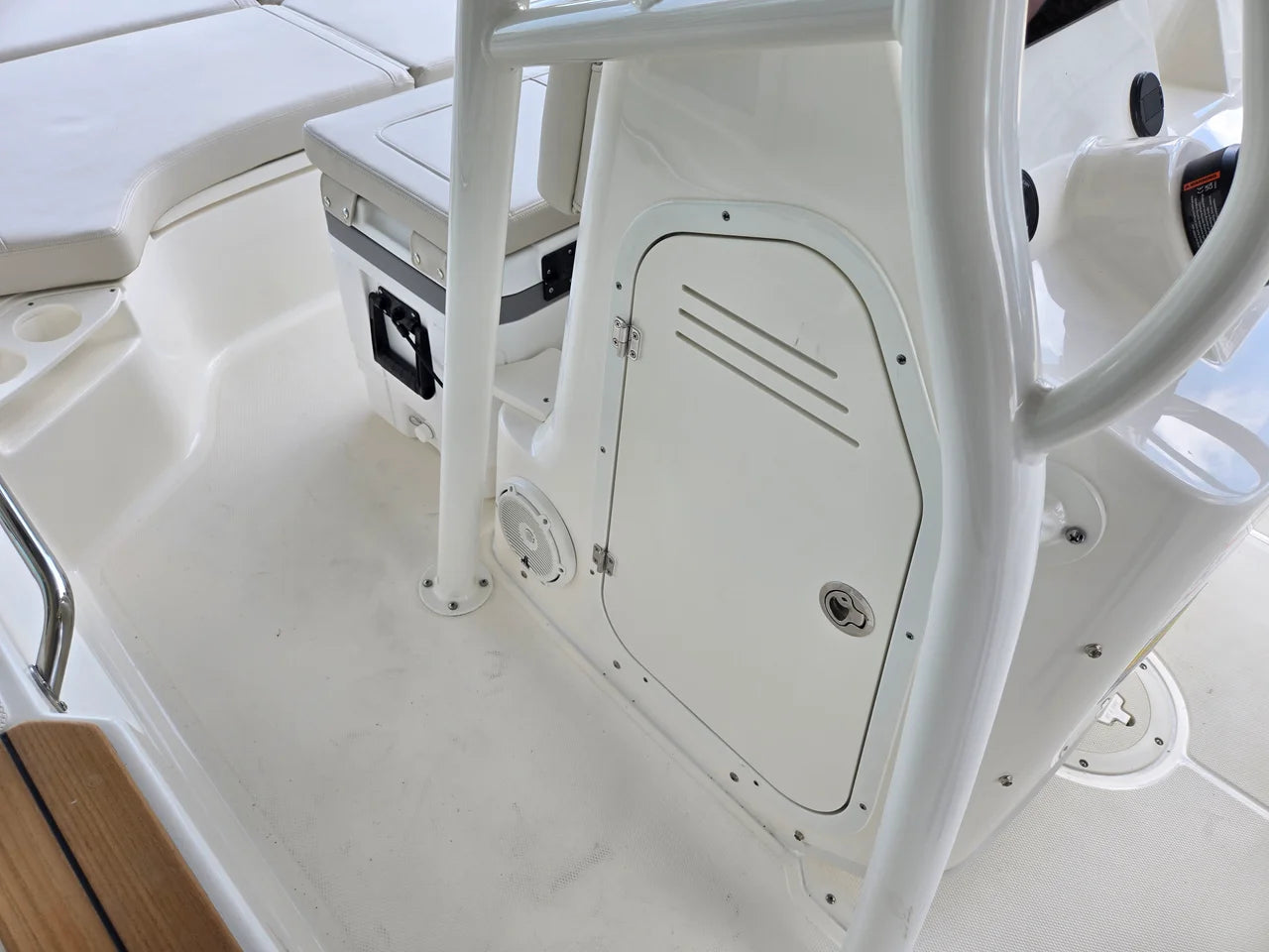 2026 Boston Whaler 190 Montauk 19.0 feet, Charleston, SC #9