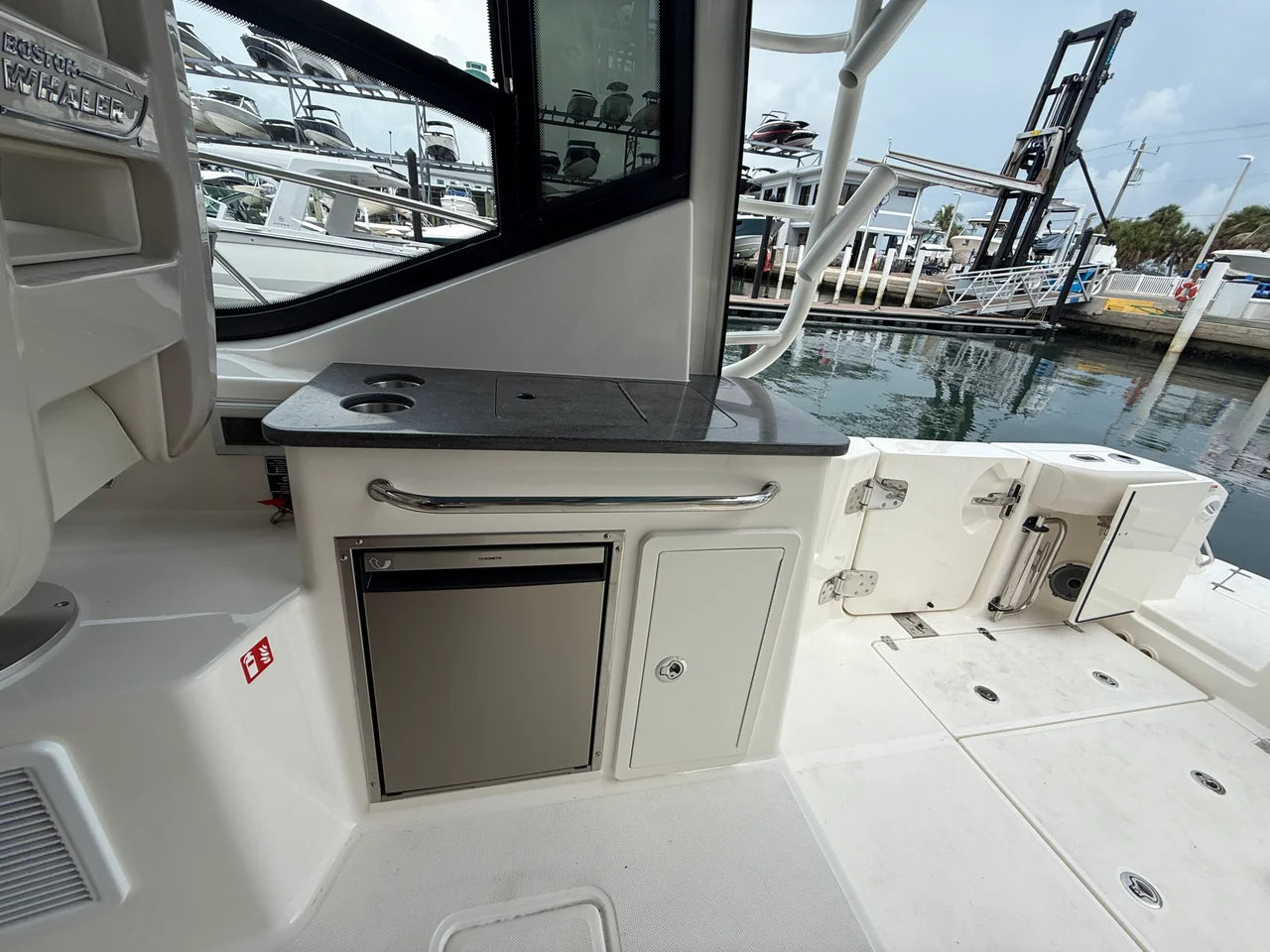 2027 Boston Whaler 325 Conquest 32.0 feet, Sarasota, FL #23