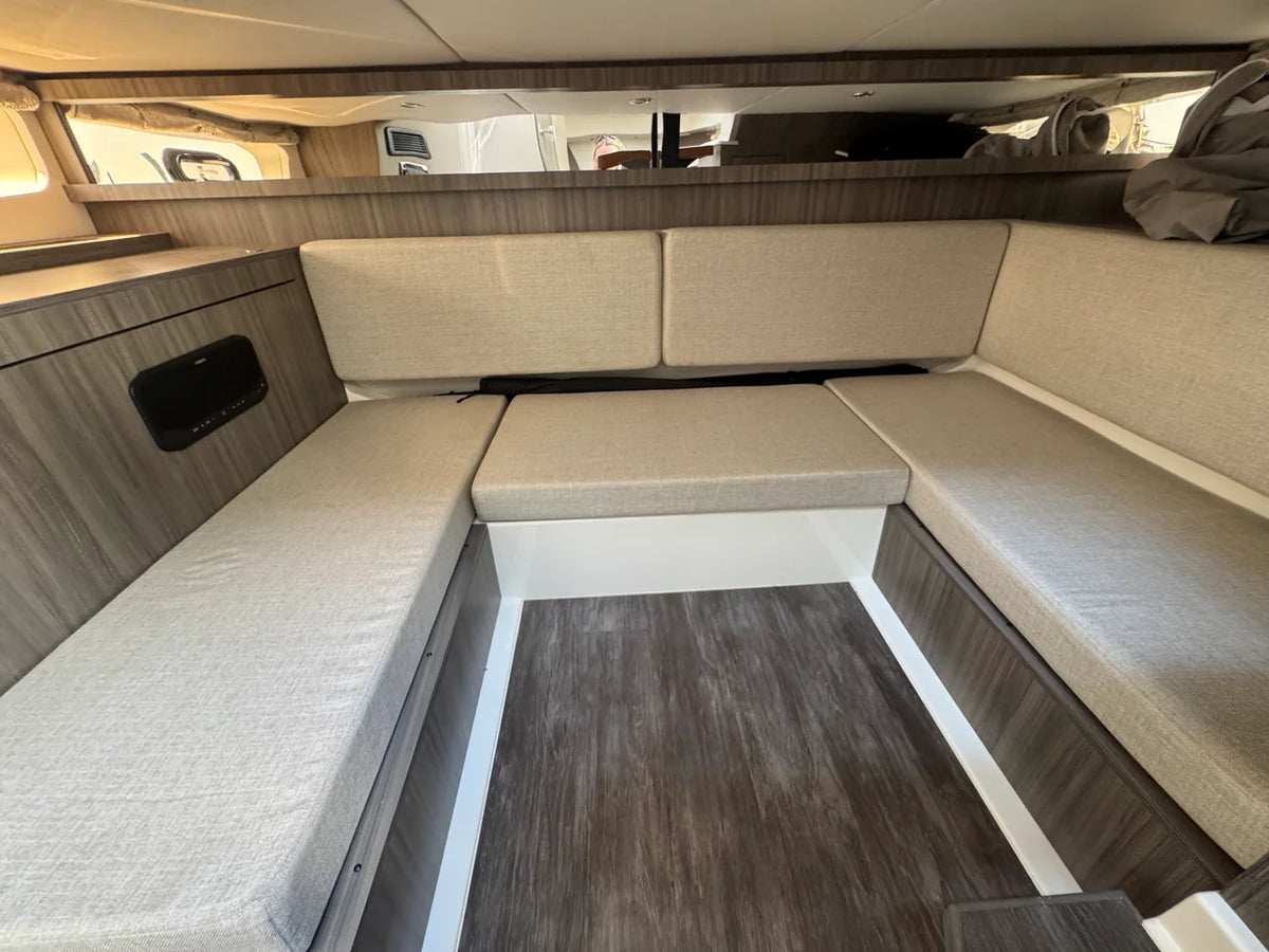 2025 Sea Ray 370 SUNDANCER OB 39.0 feet, Somers Point, New Jersey #41