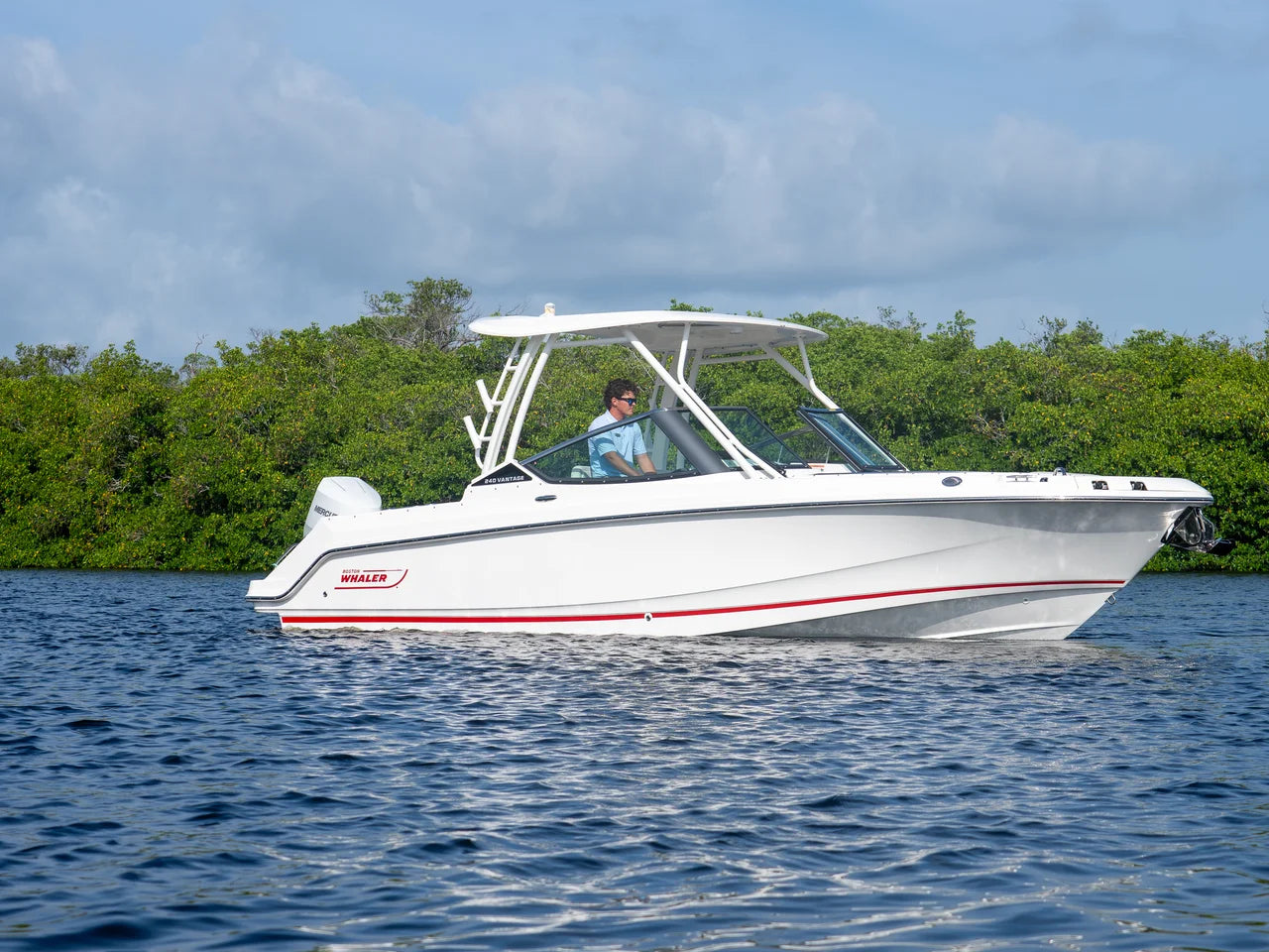 2026 Boston Whaler 240 Vantage 24.0 feet, Fort Myers, FL #1