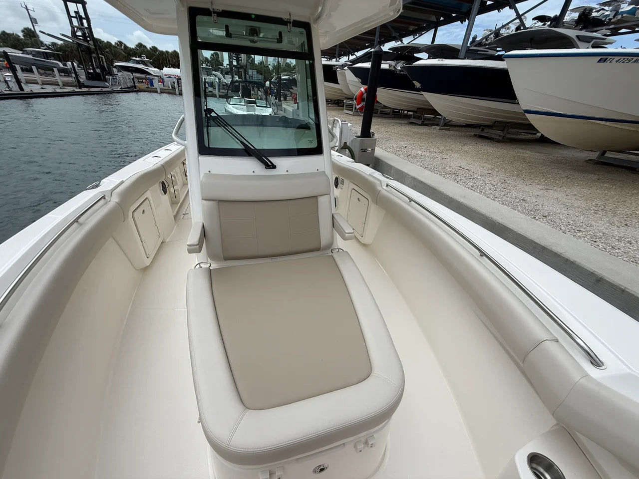 2026 Boston Whaler 280 Outrage 28.0 feet, Sarasota, FL #9