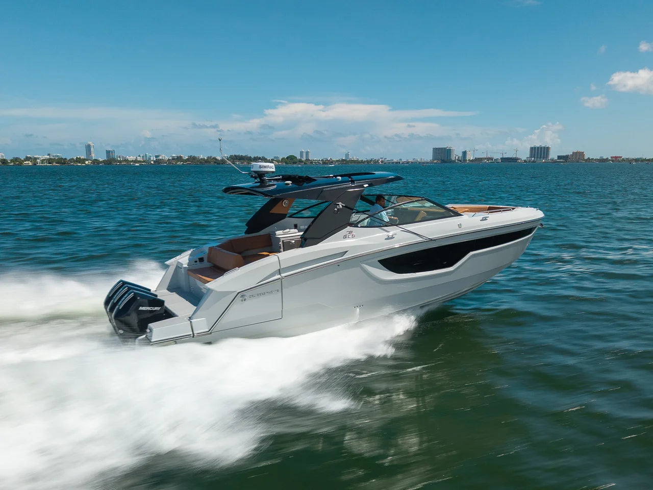 2027 Cruisers Yachts 38 GLS Outboard 38.0 feet, Miami, FL #9