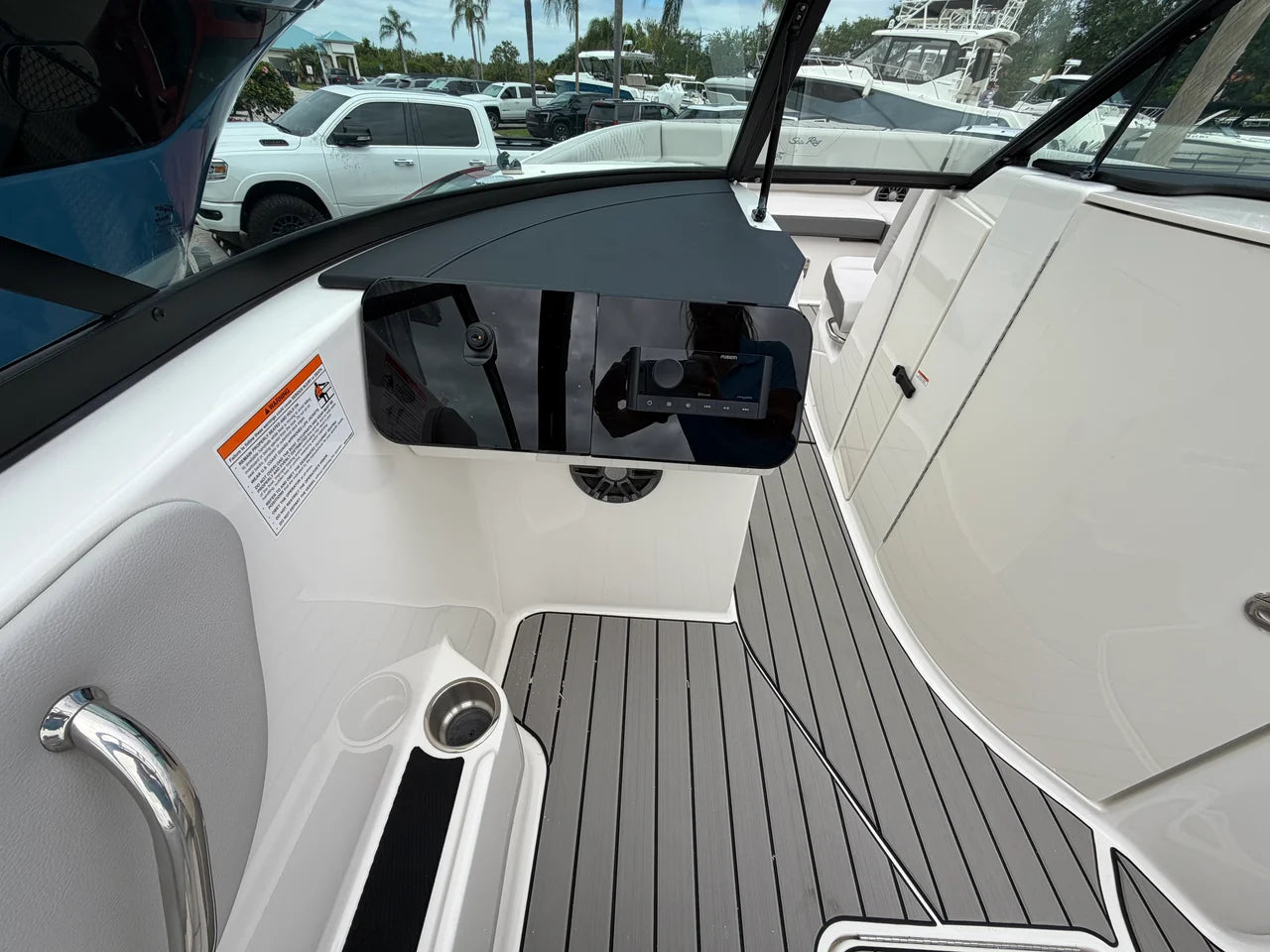2026 Sea Ray SDX 270 Outboard 27.0 feet, Stuart, Florida #8