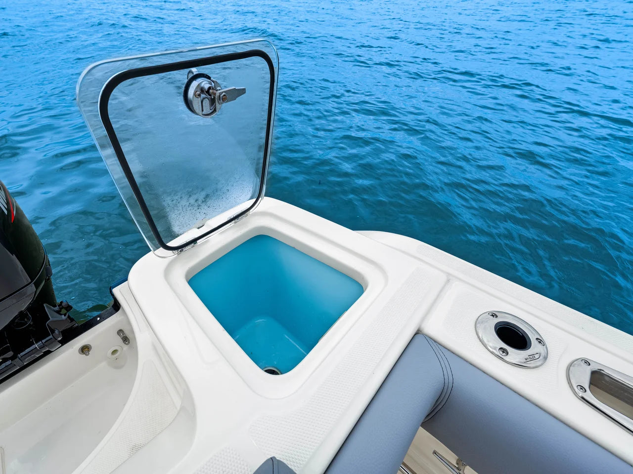 2025 Boston Whaler 230 Outrage 23.0 feet, Clearwater, Florida #47