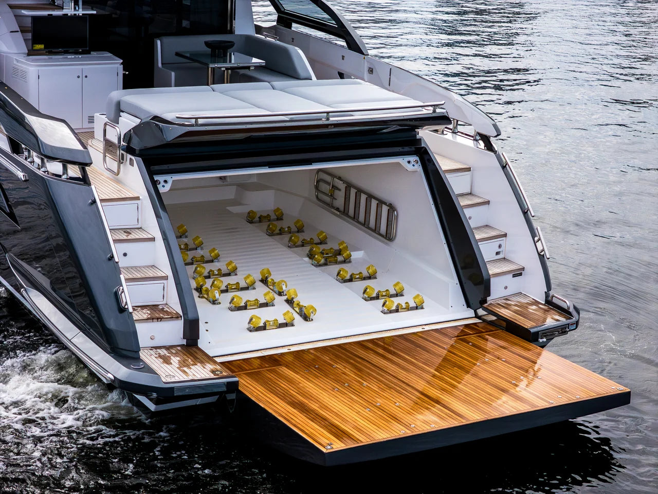 2026 Azimut S8 80.0 feet, Dania Beach, Florida #7