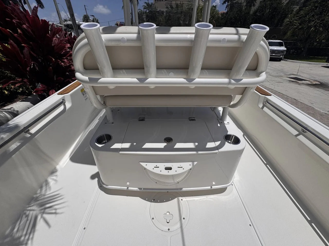 2027 Boston Whaler 210 Montauk 21.0 feet, Pompano Beach, Florida #12